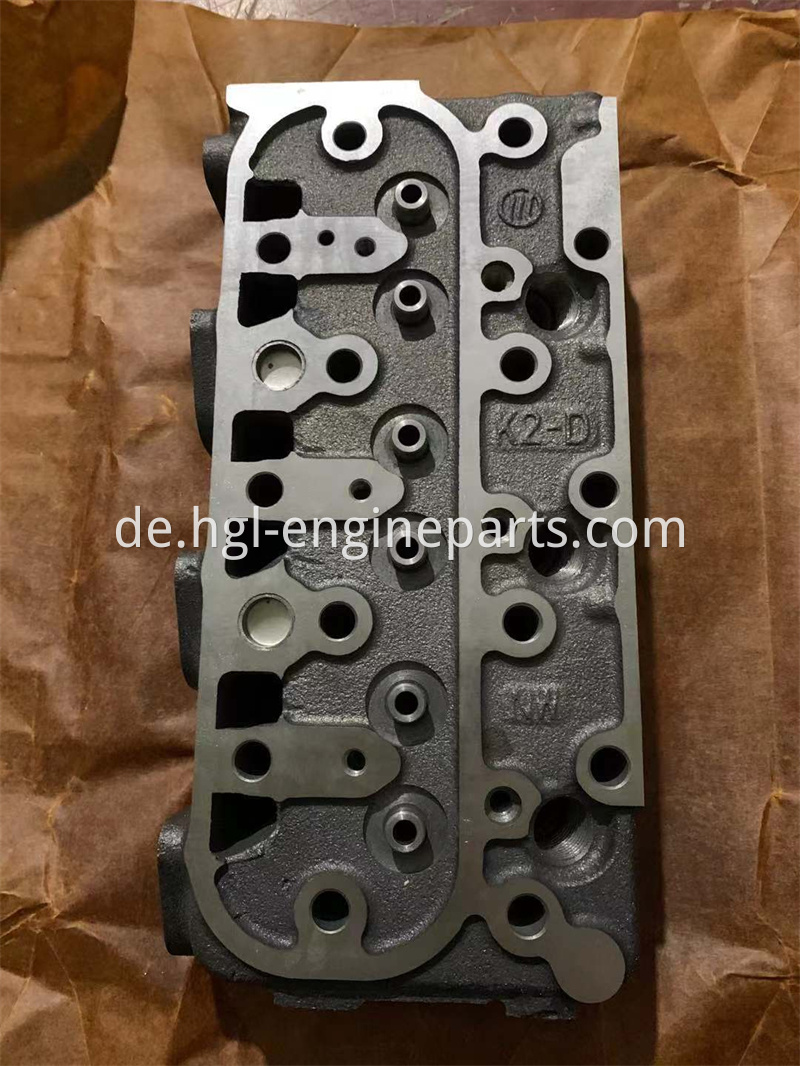 D1105 CYLINDER HEAD